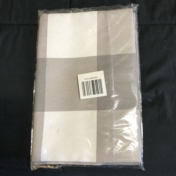 Gray Buffalo Check Curtain Valance Rod Pocket Country Farmhouse Plaid 70x15 NEW - Picture 2 of 5